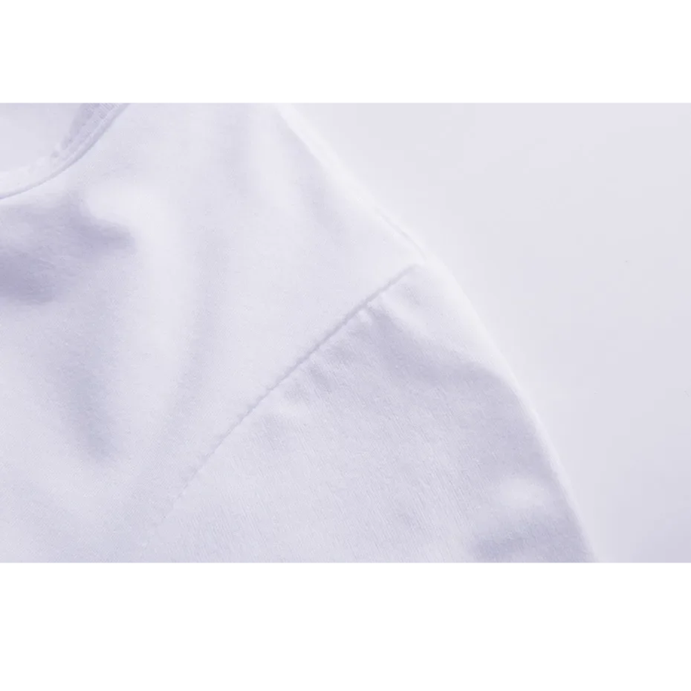 Het beeld toont een dromerige  - Summer Clothing Images recensie en prijs